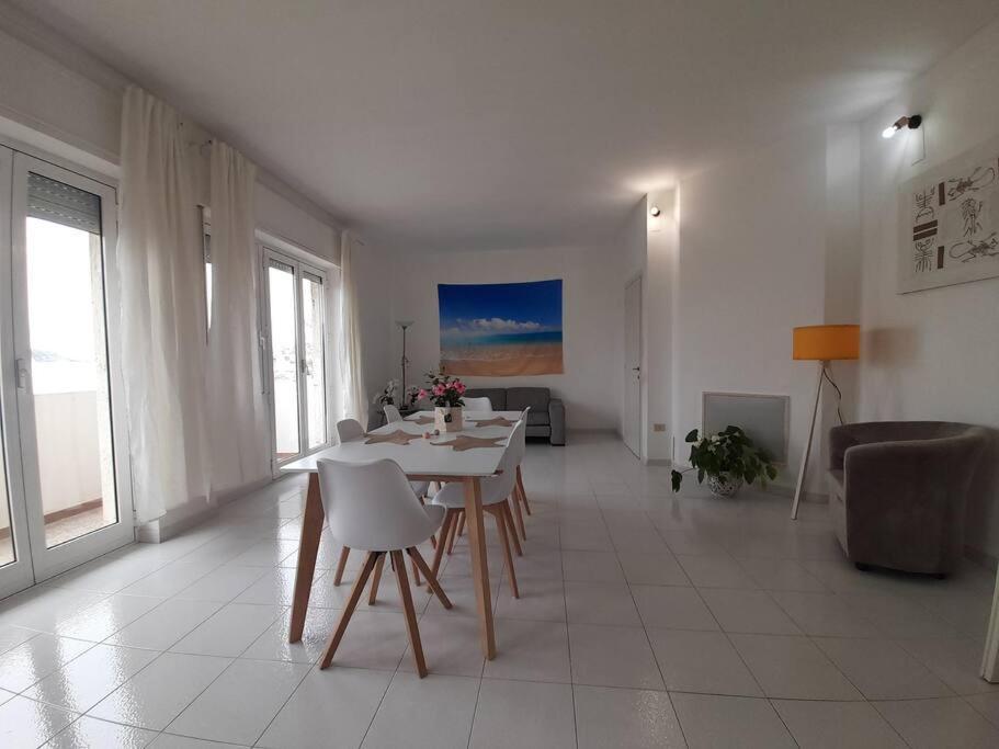 Appartamento Seven House Poetto Cagliari Esterno foto
